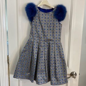 Val max dress size 10